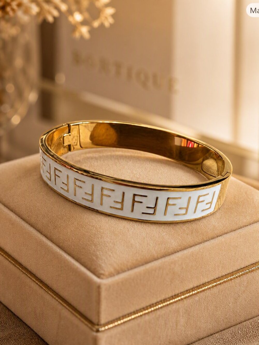 White & Gold Tone Hinged Bangle Bracelet NWOT
